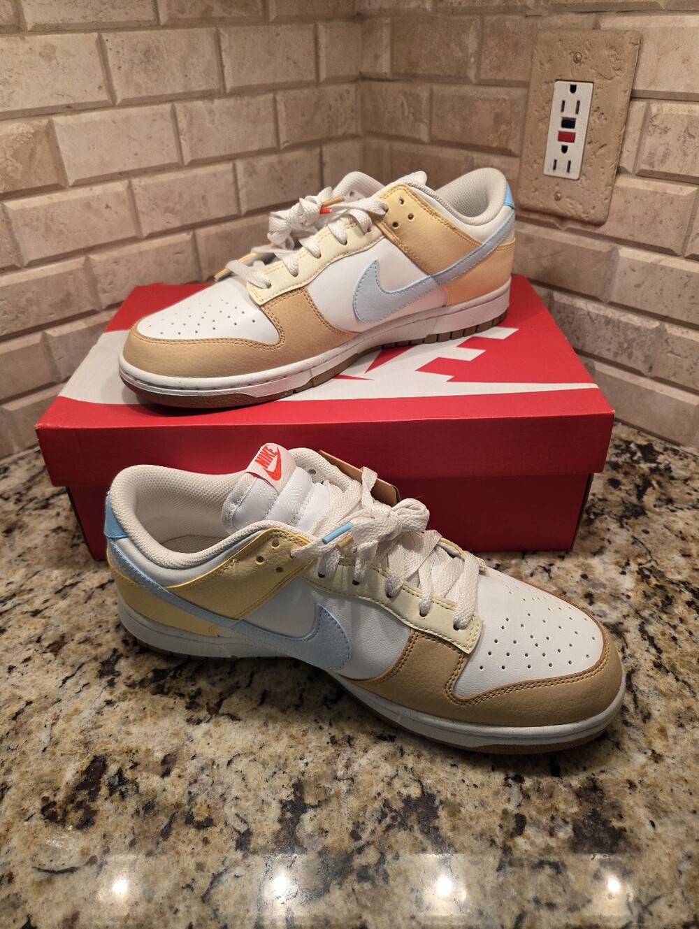 Nike Dunk Low Next Nature Soft Yellow Blue Women’s 11.5 Men’s 10
